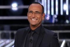 Carlo Conti, non solo conduttore: le cinque altre attività del “Re di Sanremo”