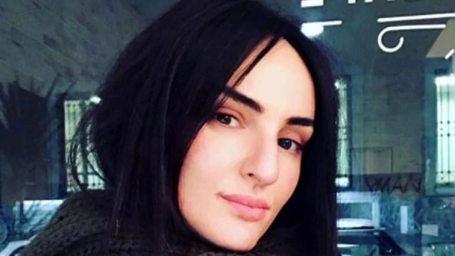 Arisa, una barba live da 12 mila like su Instagram