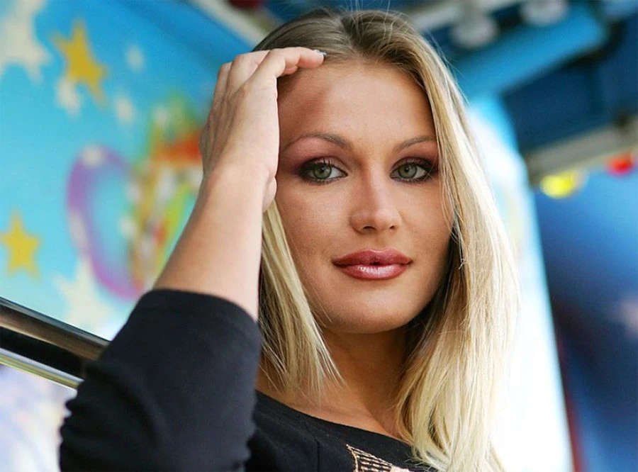 Eva Henger: marijuana, porno e Francesco Monte